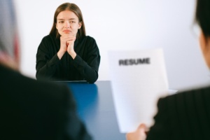 woman applying for a job with the help of workforce australia and TURSA